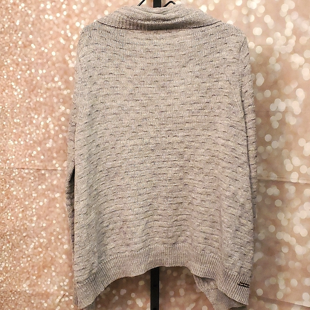 Cardigan - Picture 5 of 7